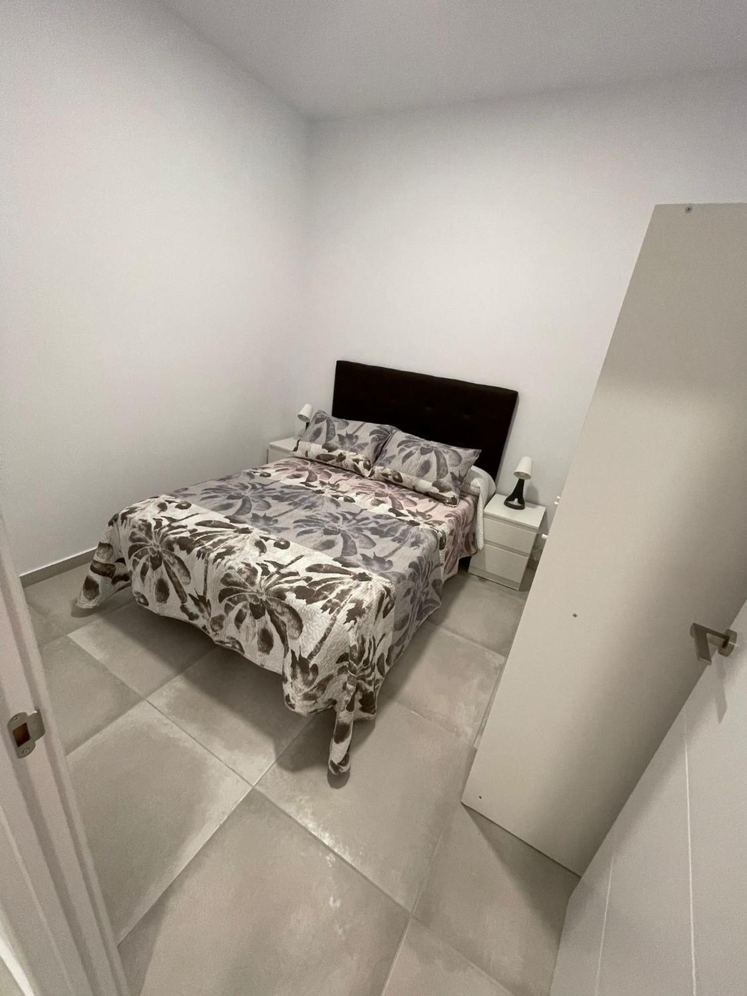 Apartments Jota Βαρκελώνη Εξωτερικό φωτογραφία