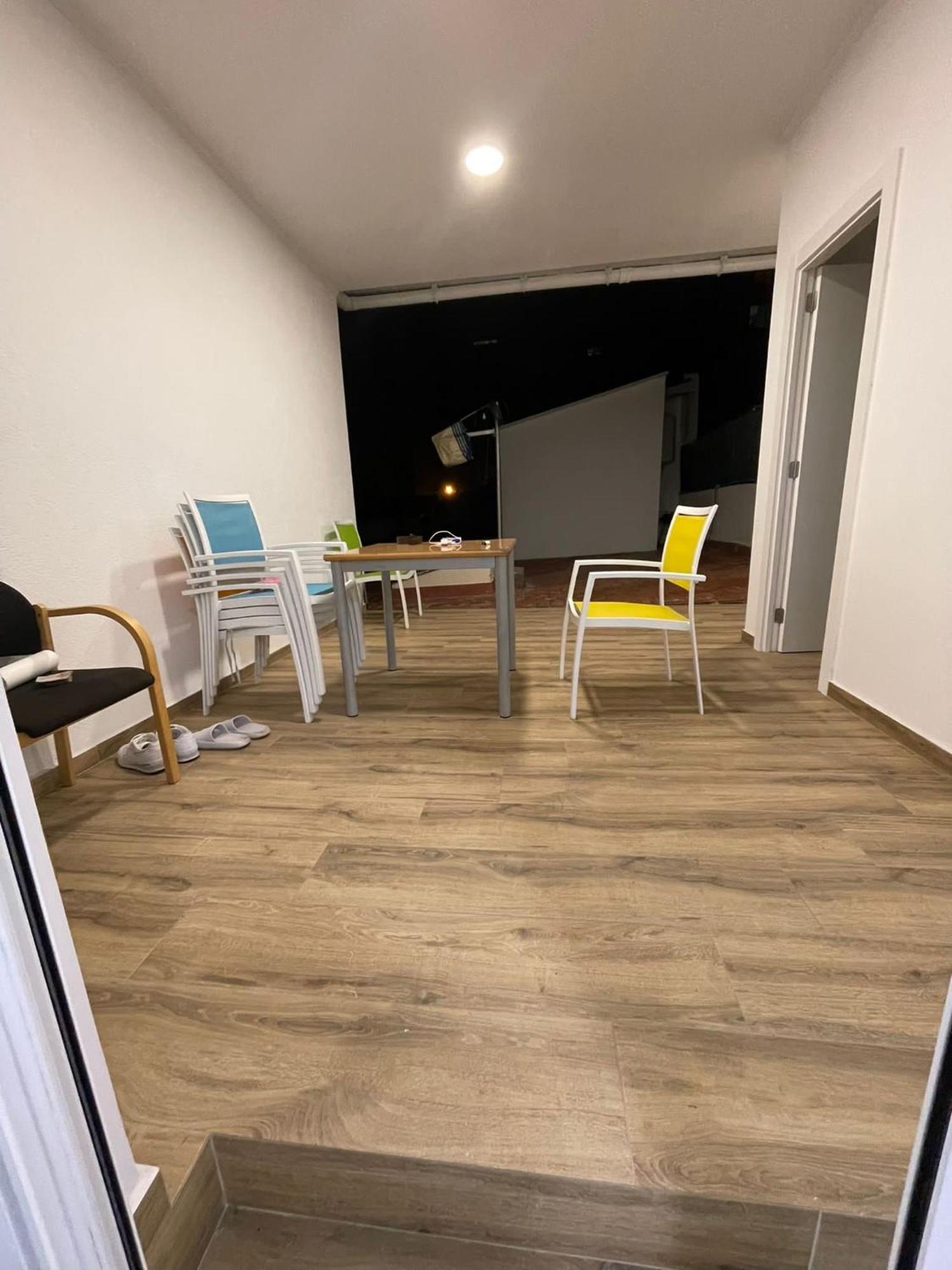 Apartments Jota Βαρκελώνη Εξωτερικό φωτογραφία
